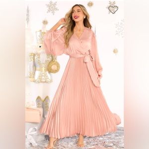 Sugarplum Charm Blush Pink Pleated Maxi Dress
AURA